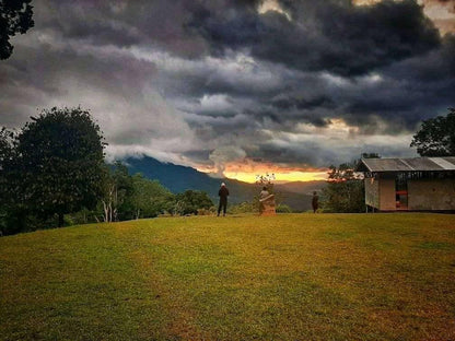 Sendero Kokoda y acampada nocturna