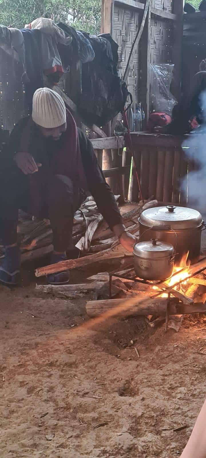 Sendero Kokoda y acampada nocturna