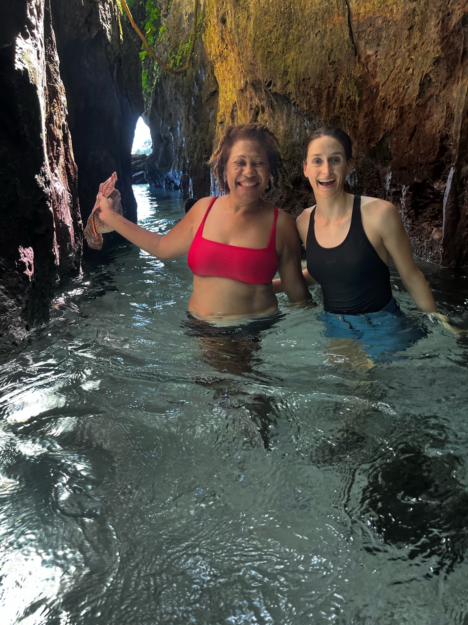 Belifu Canyon Britt and Erue posing